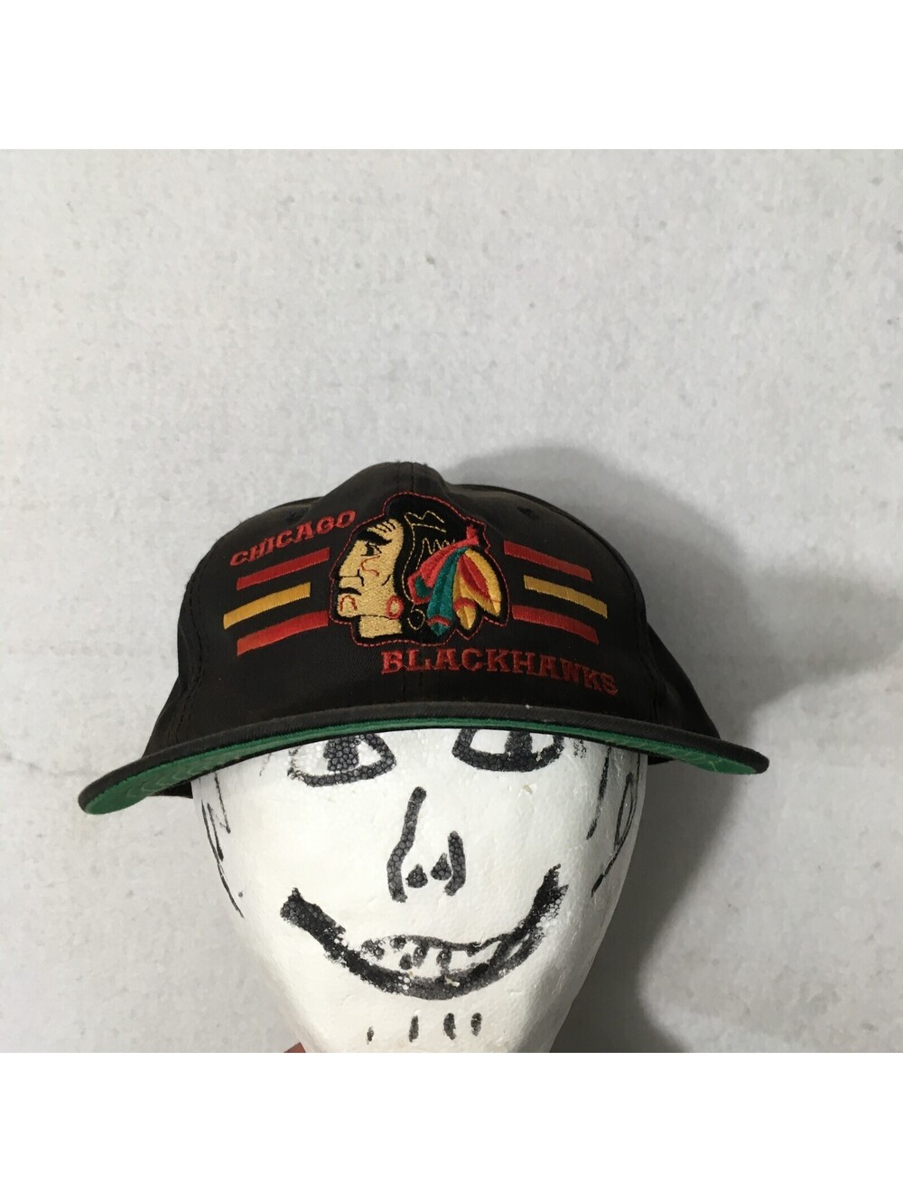 Chicago Blackhawks THE CAP Hat Cap Snapback NHL Hockey Throwback SNABBACK